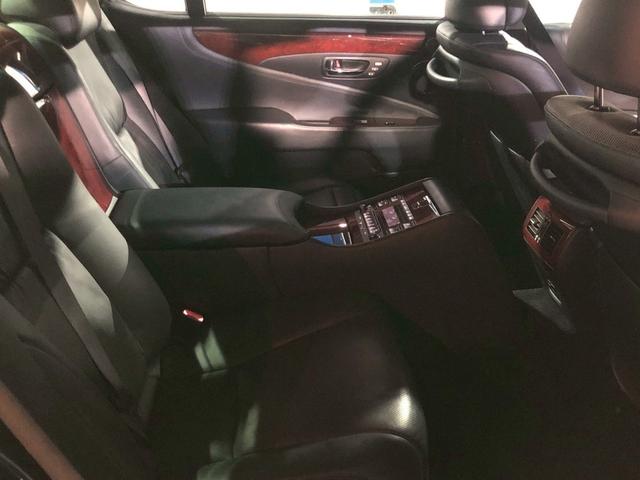 ＬＳ ＬＳ６００ｈＬ後席セパレートシートパッケージ　冷蔵庫・マッサージシート・マークレビンソン・サンルーフ（39枚目）