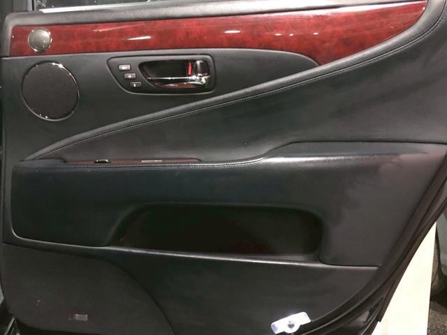 ＬＳ ＬＳ６００ｈＬ後席セパレートシートパッケージ　冷蔵庫・マッサージシート・マークレビンソン・サンルーフ（46枚目）