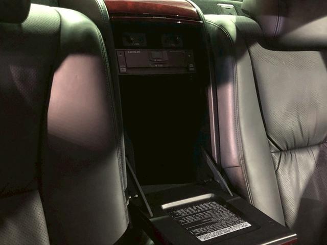 ＬＳ ＬＳ６００ｈＬ後席セパレートシートパッケージ　冷蔵庫・マッサージシート・マークレビンソン・サンルーフ（47枚目）