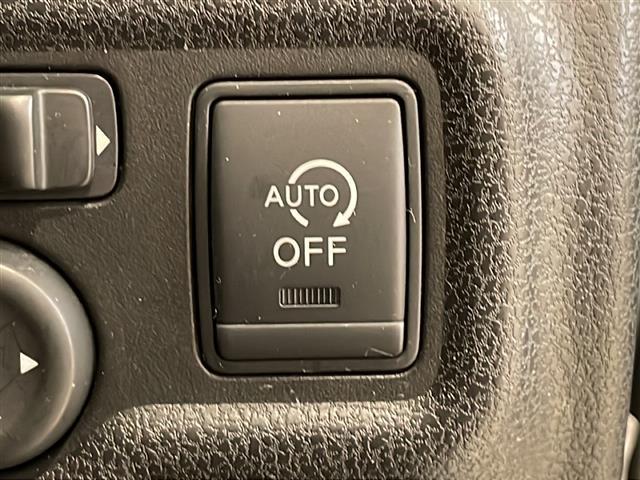 ノート X 純正7インチSDナビ/ワンセグTV/バックカメラ/ETC/プッシュスタート/スマートキー/アイドリングストップ/ABS/純正フロアマット/電動格納ミラー/ヘッドライトレベライザー/ドアバイザー(7枚目)