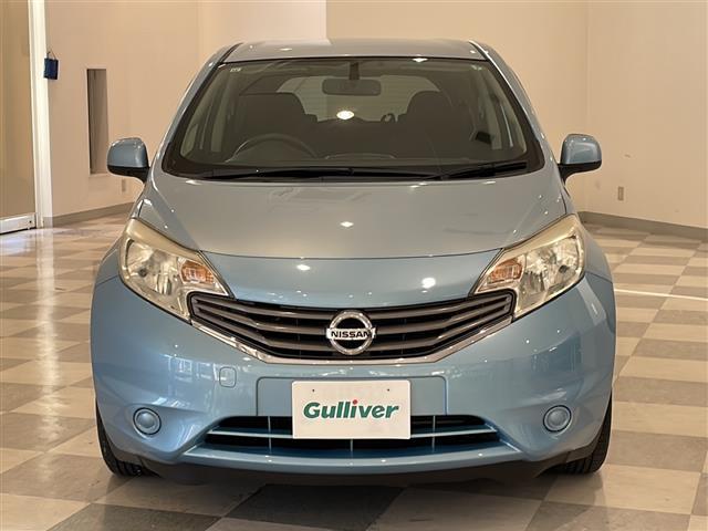 ノート X 純正7インチSDナビ/ワンセグTV/バックカメラ/ETC/プッシュスタート/スマートキー/アイドリングストップ/ABS/純正フロアマット/電動格納ミラー/ヘッドライトレベライザー/ドアバイザー(17枚目)