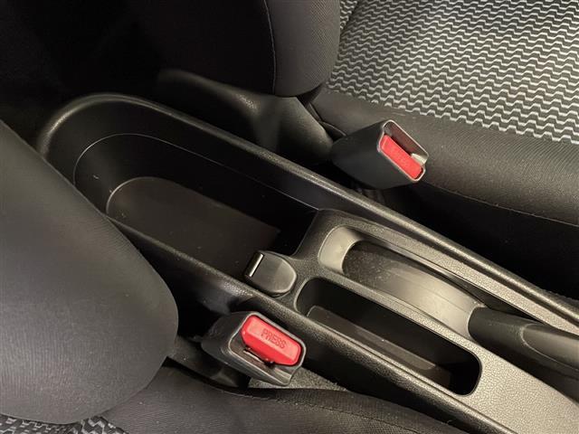 ノート X 純正7インチSDナビ/ワンセグTV/バックカメラ/ETC/プッシュスタート/スマートキー/アイドリングストップ/ABS/純正フロアマット/電動格納ミラー/ヘッドライトレベライザー/ドアバイザー(29枚目)