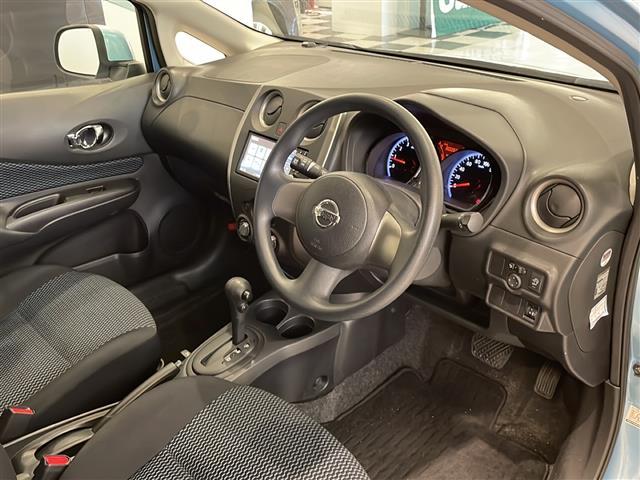 ノート X 純正7インチSDナビ/ワンセグTV/バックカメラ/ETC/プッシュスタート/スマートキー/アイドリングストップ/ABS/純正フロアマット/電動格納ミラー/ヘッドライトレベライザー/ドアバイザー(38枚目)