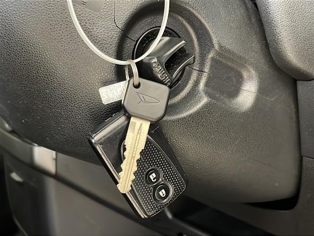 ムーヴコンテ カスタム G ストラーダ7インチSDナビ/フルセグTV/スマートキー/スペアキー/純正14インチアルミホイール/純正フロアマット/HIDヘッドライト/フォグランプ/アイドリングストップ/ウィンカーミラー(6枚目)