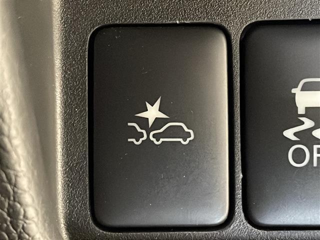 気になる車はすぐにお問い合わせください！画面右側の００６６から始まる無料ダイヤルからお問い合わせ下さい！専門スタッフがお車のご質問にお答えいたします！