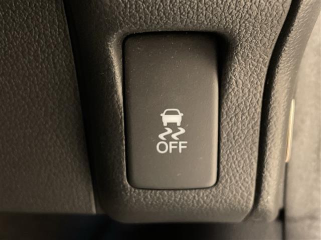 Ｎ－ＢＯＸ Ｇ・Ｌパッケージ　パイオニア７インチＨＤＤナビ／フルセグＴＶ／ＥＴＣ／ドライブレコーダー／両側パワースライドドア／純正１４インチアルミホイール／横滑り防止装置／プッシュスタート／スマートキー／社外フロアマット／ＡＢＳ（8枚目）