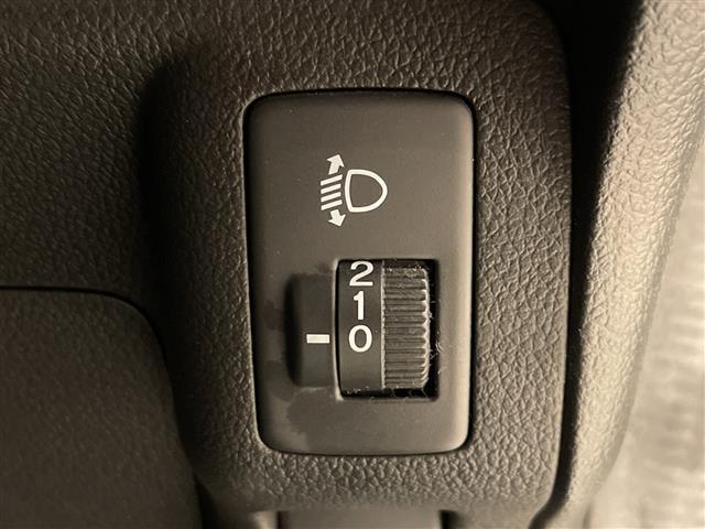 Ｎ－ＢＯＸ Ｇ・Ｌパッケージ　パイオニア７インチＨＤＤナビ／フルセグＴＶ／ＥＴＣ／ドライブレコーダー／両側パワースライドドア／純正１４インチアルミホイール／横滑り防止装置／プッシュスタート／スマートキー／社外フロアマット／ＡＢＳ（9枚目）