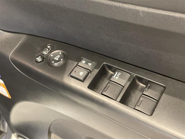 Ｎ－ＢＯＸ Ｇ・Ｌパッケージ　パイオニア７インチＨＤＤナビ／フルセグＴＶ／ＥＴＣ／ドライブレコーダー／両側パワースライドドア／純正１４インチアルミホイール／横滑り防止装置／プッシュスタート／スマートキー／社外フロアマット／ＡＢＳ（27枚目）