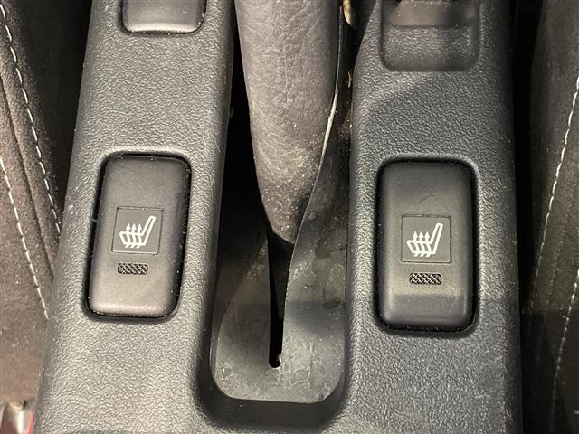 コペン GR スポーツ 純正7型ナビ/ワンセグTV/シートヒーター/BBS16インチアルミホイール/LEDヘッドライト/パドルシフト/MTモード付AT/プッシュスタート/スマートキー/ステアリングスイッチ/純正フロアマット(5枚目)