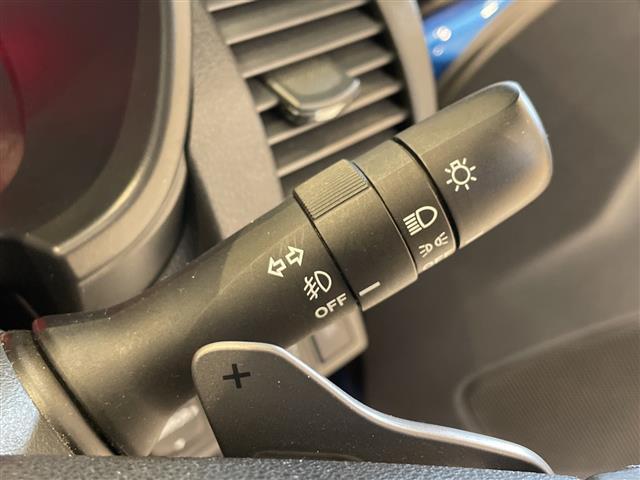 コペン GR スポーツ 純正7型ナビ/ワンセグTV/シートヒーター/BBS16インチアルミホイール/LEDヘッドライト/パドルシフト/MTモード付AT/プッシュスタート/スマートキー/ステアリングスイッチ/純正フロアマット(12枚目)