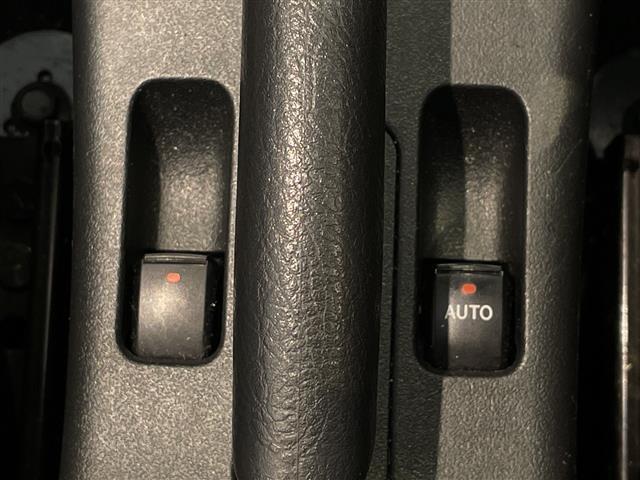 コペン GR スポーツ 純正7型ナビ/ワンセグTV/シートヒーター/BBS16インチアルミホイール/LEDヘッドライト/パドルシフト/MTモード付AT/プッシュスタート/スマートキー/ステアリングスイッチ/純正フロアマット(27枚目)