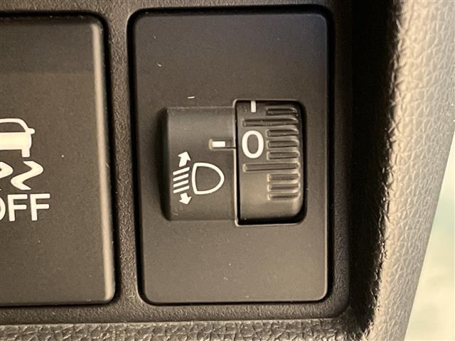 N-WGN G・ターボパッケージ 禁煙車/純正ナビ(CD/DVD/Bluetooth/USB)/フルセグ/バックカメラ/シートヒーター/プッシュスタート/ステアリングスイッチ/ETC/フロアマット/ドアバイザー/アイドリングストップ(12枚目)