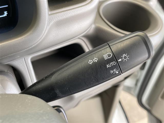 エブリイ PAリミテッド デュアルカメラブレーキサポート/後退時ブレーキサポート/車線逸脱警報機能/ハイビームアシスト/ETC/ドライブレコーダー/オートライト/オーバーヘッドシェルフ/純正フロアマット/アイドリングストップ(12枚目)