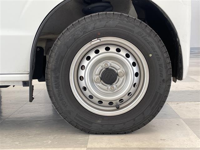 エブリイ PAリミテッド デュアルカメラブレーキサポート/後退時ブレーキサポート/車線逸脱警報機能/ハイビームアシスト/ETC/ドライブレコーダー/オートライト/オーバーヘッドシェルフ/純正フロアマット/アイドリングストップ(16枚目)