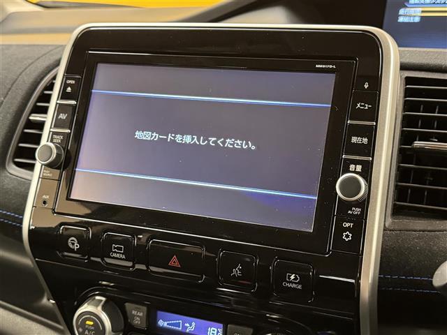 セレナ ｅ－パワー　オーテック　セーフティパッケージ　純正９インチＳＤナビ　　ＣＤ／ＤＶＤ／ＢＴ／フルセグ／ＭＳＶ／ＵＳＢ／ｉＰｏｄ／ＡＵＸ　　ＡｐｐｌｅＣａｒＰｌａｙ／ＡｕｄｒｏｉｄＡｕｔｏ☆アラウンドビューモニター☆両側パワースライドドア（3枚目）