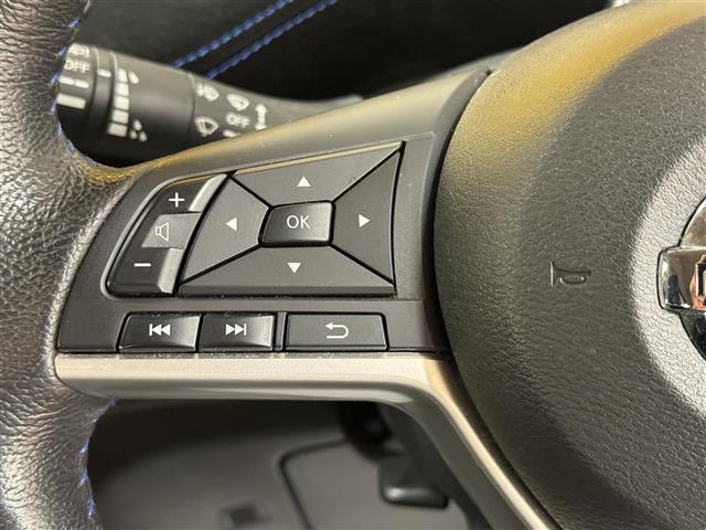 セレナ ｅ－パワー　オーテック　セーフティパッケージ　純正９インチＳＤナビ　　ＣＤ／ＤＶＤ／ＢＴ／フルセグ／ＭＳＶ／ＵＳＢ／ｉＰｏｄ／ＡＵＸ　　ＡｐｐｌｅＣａｒＰｌａｙ／ＡｕｄｒｏｉｄＡｕｔｏ☆アラウンドビューモニター☆両側パワースライドドア（8枚目）