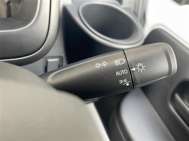 NT100クリッパートラック DX ワンオーナー ・AMFMラジオ・後方クリアランスソナー・横滑り防止装置・アイドリングストップ・オートライト・エアコン(18枚目)