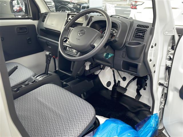 NT100クリッパートラック DX ワンオーナー ・AMFMラジオ・後方クリアランスソナー・横滑り防止装置・アイドリングストップ・オートライト・エアコン(22枚目)