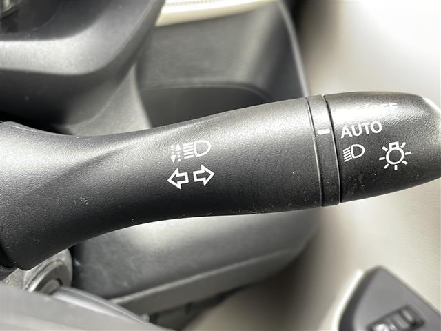 デイズ S ・ワンオーナー・4WD・純正ナビ/フルセグ/CD/Bluetooth・エマージェンシーブレーキ・レーンキープアシスト・先行車発進告知・標識認識機能・ふらつき検知・前後クリアランスソナー(8枚目)