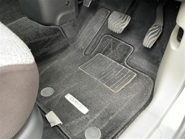 デイズ S ・ワンオーナー・4WD・純正ナビ/フルセグ/CD/Bluetooth・エマージェンシーブレーキ・レーンキープアシスト・先行車発進告知・標識認識機能・ふらつき検知・前後クリアランスソナー(23枚目)