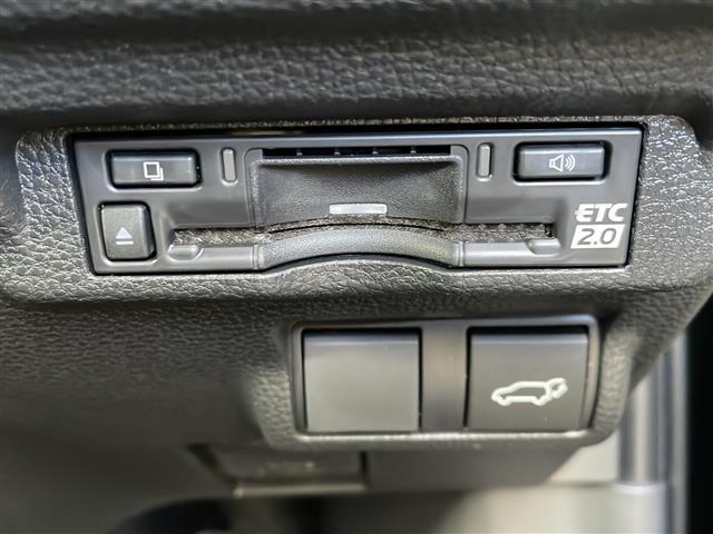 カローラクロス ハイブリッド Z ワンオーナー・4WD・モデリスタフルエアロ・純正ディスプレイオーディオ/フルセグ/Bluetooth/AppleCarPlay/AndroidAuto・バックカメラ・前後純正ドラレコ(21枚目)