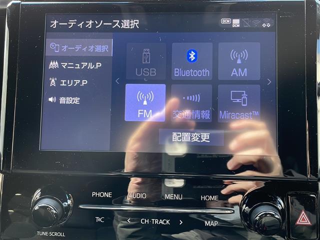 アルファード ２．５Ｓ　タイプゴールド　ワンオーナー・４ＷＤ・純正ディスプレイオーディオ／Ｂｌｕｅｔｏｏｔｈ／ミラキャスト／ＡｐｐｌｅＣａｒＰｌａｙ／ＡｎｄｒｏｉｄＡｕｔｏ・バックカメラ・ビルトインＥＴＣ・社外前後ドラレコ（14枚目）