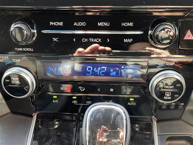 アルファード ２．５Ｓ　タイプゴールド　ワンオーナー・４ＷＤ・純正ディスプレイオーディオ／Ｂｌｕｅｔｏｏｔｈ／ミラキャスト／ＡｐｐｌｅＣａｒＰｌａｙ／ＡｎｄｒｏｉｄＡｕｔｏ・バックカメラ・ビルトインＥＴＣ・社外前後ドラレコ（15枚目）