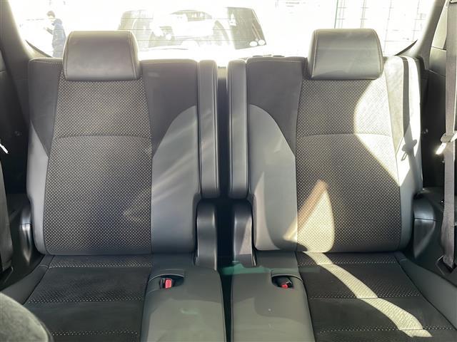 アルファード ２．５Ｓ　タイプゴールド　ワンオーナー・４ＷＤ・純正ディスプレイオーディオ／Ｂｌｕｅｔｏｏｔｈ／ミラキャスト／ＡｐｐｌｅＣａｒＰｌａｙ／ＡｎｄｒｏｉｄＡｕｔｏ・バックカメラ・ビルトインＥＴＣ・社外前後ドラレコ（27枚目）