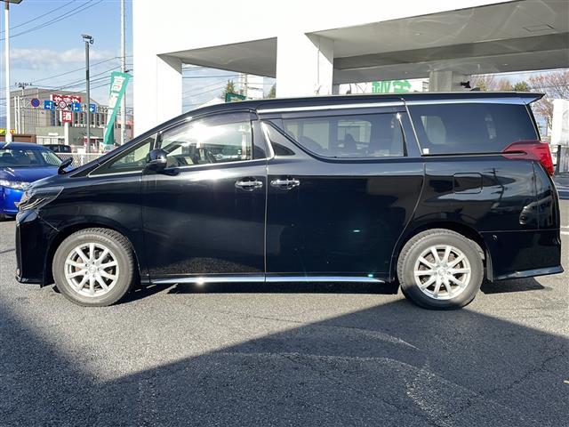 アルファード ２．５Ｓ　タイプゴールド　ワンオーナー・４ＷＤ・純正ディスプレイオーディオ／Ｂｌｕｅｔｏｏｔｈ／ミラキャスト／ＡｐｐｌｅＣａｒＰｌａｙ／ＡｎｄｒｏｉｄＡｕｔｏ・バックカメラ・ビルトインＥＴＣ・社外前後ドラレコ（31枚目）