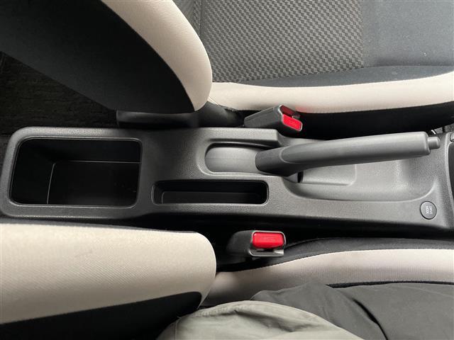 ノート ｅ－パワー　Ｘ　ＦＯＵＲ　ワンオーナー・純正ＳＤナビ　ＣＤ　ＤＶＤ　フルセグＴＶ　Ｂｌｕｅｔｏｏｔｈ接続・アラウンドビューモニター・エマージェンシーブレーキ・デジタルインナーミラー・オートライト・ハロゲン（17枚目）