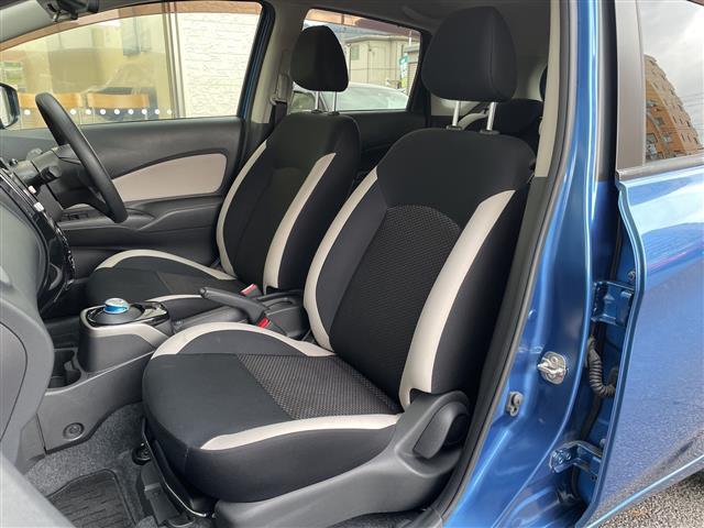 ノート ｅ－パワー　Ｘ　ＦＯＵＲ　ワンオーナー・純正ＳＤナビ　ＣＤ　ＤＶＤ　フルセグＴＶ　Ｂｌｕｅｔｏｏｔｈ接続・アラウンドビューモニター・エマージェンシーブレーキ・デジタルインナーミラー・オートライト・ハロゲン（25枚目）