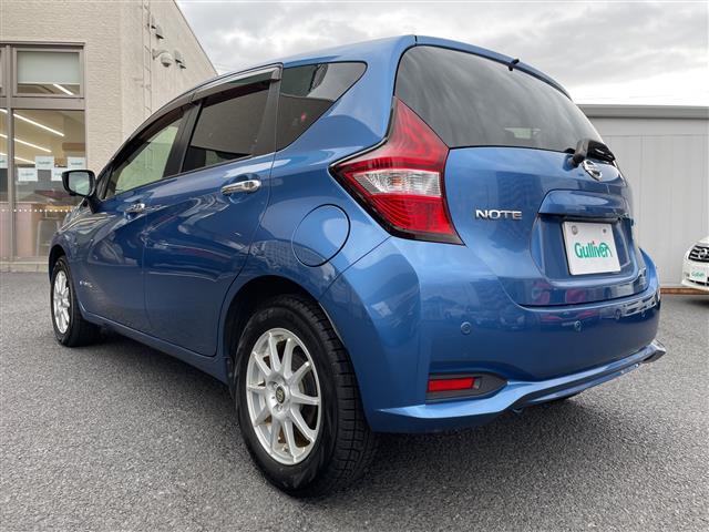 ノート ｅ－パワー　Ｘ　ＦＯＵＲ　ワンオーナー・純正ＳＤナビ　ＣＤ　ＤＶＤ　フルセグＴＶ　Ｂｌｕｅｔｏｏｔｈ接続・アラウンドビューモニター・エマージェンシーブレーキ・デジタルインナーミラー・オートライト・ハロゲン（43枚目）