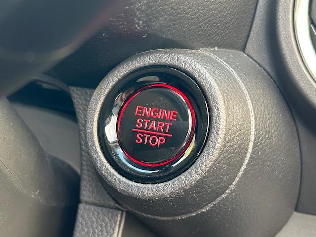 店頭販売もしておりますので、先に在庫が無くなってしまうこともございます。気になる車はまずはお問い合わせください！