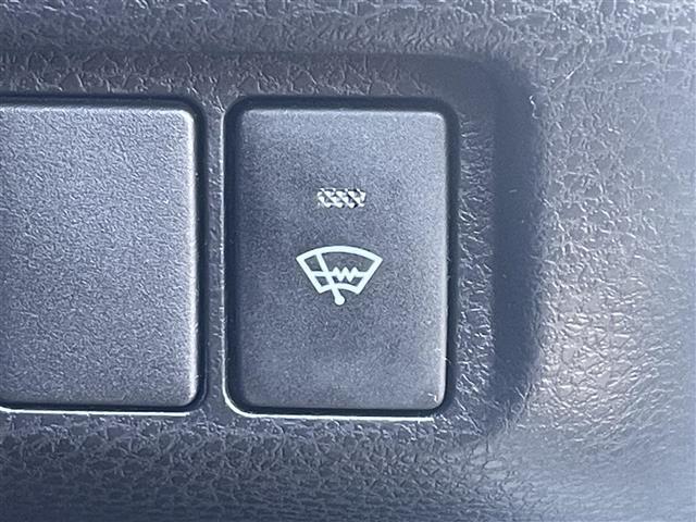 ハリアー エレガンス　寒冷地仕様／社外ナビ／ＢＴ／バックカメラ／ＥＴＣ／社外１７インチＡＷ付夏タイヤ４本車載／アイドリングストップ／オートハイビーム／クルコン／パワーシート／（4枚目）