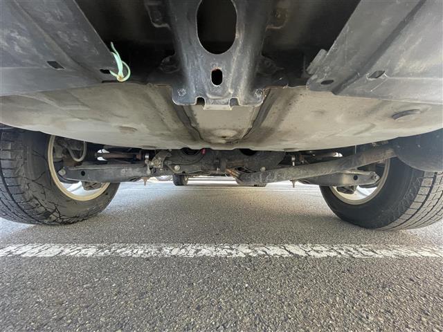 ハリアー エレガンス　寒冷地仕様／社外ナビ／ＢＴ／バックカメラ／ＥＴＣ／社外１７インチＡＷ付夏タイヤ４本車載／アイドリングストップ／オートハイビーム／クルコン／パワーシート／（29枚目）