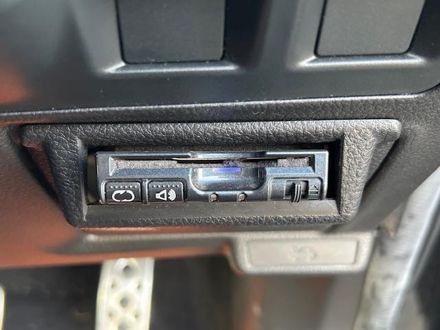 フォレスター 2.0XT アイサイト 純正ナビ(BT/フルセグ/DVD/CD/ラジオ)/社外マフラー/STIタワーバー/バックカメラ/アイサイト/LEDアクセサリーライナー/シートヒーター/ETC/TEINダウンサス/HIDヘッドライト(22枚目)