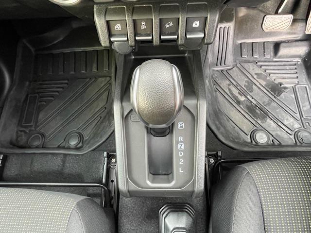 ジムニー XC ワンオーナー/衝突軽減ブレーキ/ターボ/4WD/クルーズコントロール/レーンアシスト/ダウンヒルアシストコントロール/純正16インチアルミホイール(夏)/社外16インチアルミホイール(4枚目)