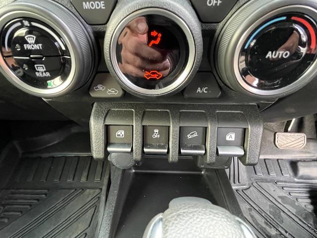 ジムニー XC ワンオーナー/衝突軽減ブレーキ/ターボ/4WD/クルーズコントロール/レーンアシスト/ダウンヒルアシストコントロール/純正16インチアルミホイール(夏)/社外16インチアルミホイール(10枚目)