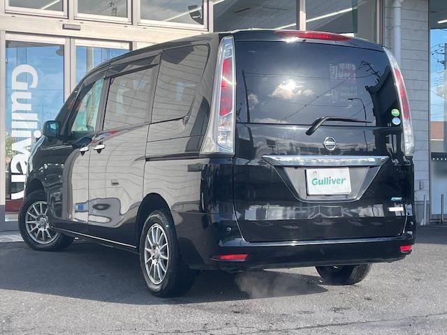 セレナ 20X 4WD/8人乗り/ALPINEナビ(フルセグ/BLueTooth)/ALPINEフリップダウンモニター/両側パワースライドドア/ドライブレコーダー/パーキングセンサー/スペアキー(5枚目)