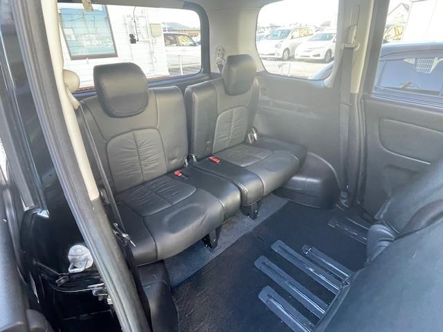 セレナ 20X 4WD/8人乗り/ALPINEナビ(フルセグ/BLueTooth)/ALPINEフリップダウンモニター/両側パワースライドドア/ドライブレコーダー/パーキングセンサー/スペアキー(15枚目)