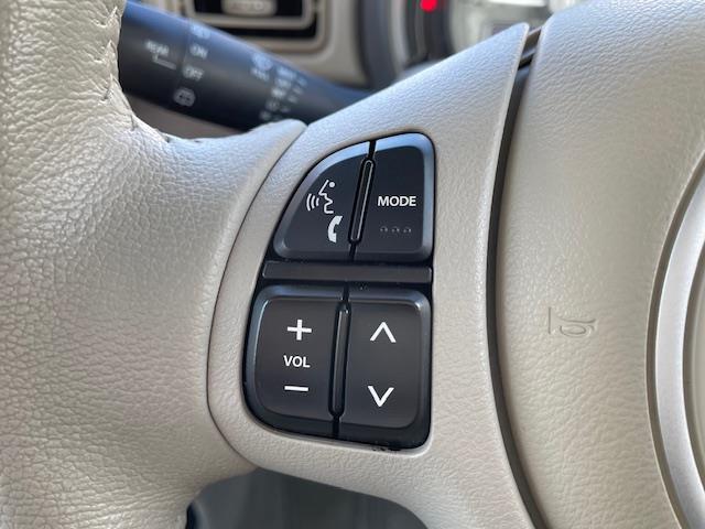 アルトラパン Ｘ　４ＷＤ／プッシュスタート／純正メモリナビ（フルセグ／ｉＰｏｄ／ＢｌｕｅＴｏｏｔｈ／ＡＵＸ）／全方位カメラ／バックカメラ／Ｄ／Ｎ席シートヒーター／衝突軽減システム／純正夏タイヤＡＷ車載（6枚目）