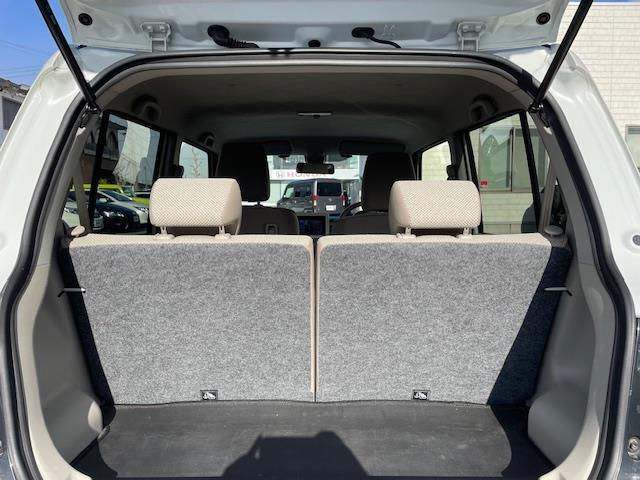 アルトラパン Ｘ　４ＷＤ／プッシュスタート／純正メモリナビ（フルセグ／ｉＰｏｄ／ＢｌｕｅＴｏｏｔｈ／ＡＵＸ）／全方位カメラ／バックカメラ／Ｄ／Ｎ席シートヒーター／衝突軽減システム／純正夏タイヤＡＷ車載（17枚目）