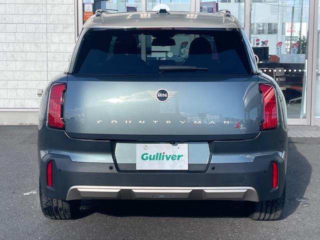 ＭＩＮＩ Ｓ　オール４　Ｍパッケージ／スモーキーグリーンＣ７１／パノラミックガラスサンルーフ／ＦＡＶＯＵＲＥＤＴＲＩＭブラウンシートＫＸＪ５／２０インチウィンドミル・スポーク２トーンＡＷ／（28枚目）