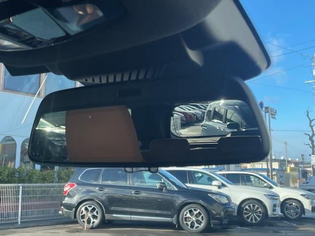 ＭＩＮＩ Ｓ　オール４　Ｍパッケージ／スモーキーグリーンＣ７１／パノラミックガラスサンルーフ／ＦＡＶＯＵＲＥＤＴＲＩＭブラウンシートＫＸＪ５／２０インチウィンドミル・スポーク２トーンＡＷ／（33枚目）