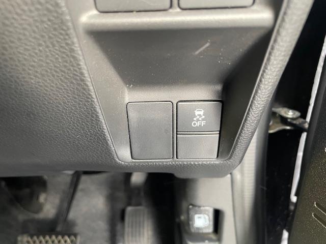 N-VAN+スタイル +STYLE FUN ターボ 社外ナビ/バックカメラ/前後コナセン/フルセグTV/BlueTooth/レーダークルコン/レーンキープアシスト/(20枚目)