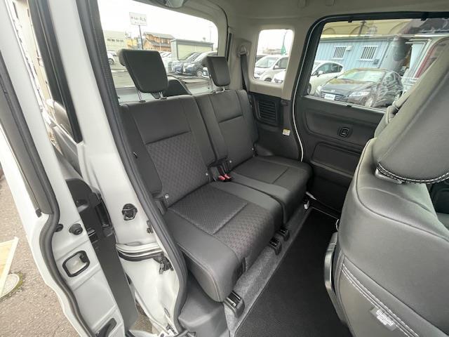 スペーシアカスタム ハイブリッドXS 4WD/HV/社外ナビ(フルセグ/AM/FM)/両側パワースライドドア/リアサーキュレーター/D/N席シートヒーター/パーキングセンサー/コーナーセンサー/衝突軽減システム/横滑り防止(4枚目)