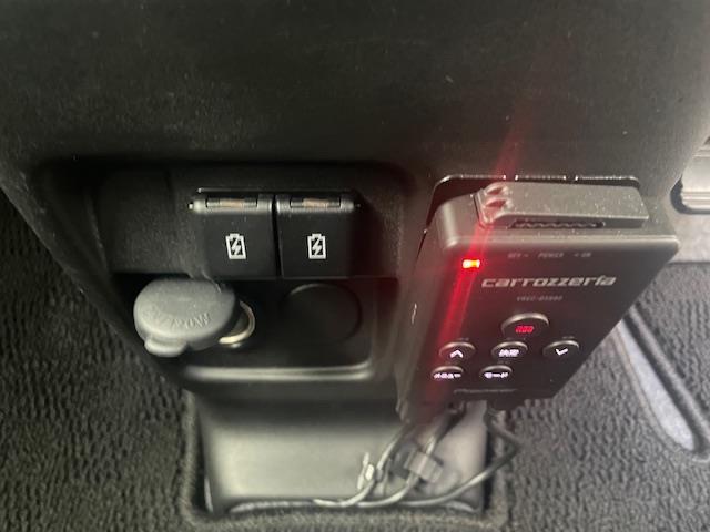 スペーシアカスタム ハイブリッドXS 4WD/HV/社外ナビ(フルセグ/AM/FM)/両側パワースライドドア/リアサーキュレーター/D/N席シートヒーター/パーキングセンサー/コーナーセンサー/衝突軽減システム/横滑り防止(12枚目)