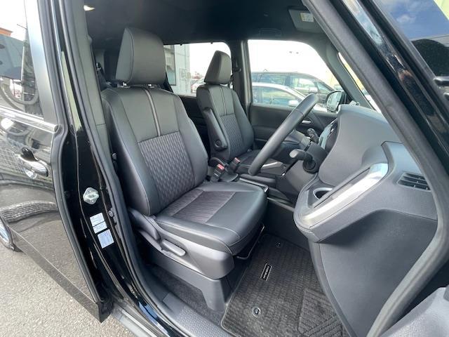 ノア ハイブリッドS-Z ワンオーナー/ハーフレザーシート/プリクラッシュセーフティ/アダプティブクルーズコントール/オートマチックハイビーム/寒冷地仕様/バックカメラ/純正ディスプレイ/HDMI/ドラレコ前後/ETC2.0(6枚目)