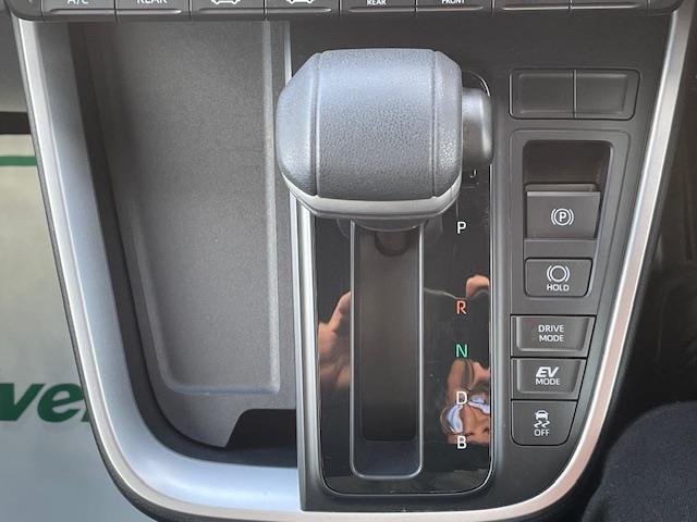 ノア ハイブリッドS-Z ワンオーナー/ハーフレザーシート/プリクラッシュセーフティ/アダプティブクルーズコントール/オートマチックハイビーム/寒冷地仕様/バックカメラ/純正ディスプレイ/HDMI/ドラレコ前後/ETC2.0(13枚目)