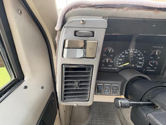 GMCサファリ SLE 1ナンバー貨物登録 2WD ETC フローマスター 15インチブロックタイヤ(26枚目)